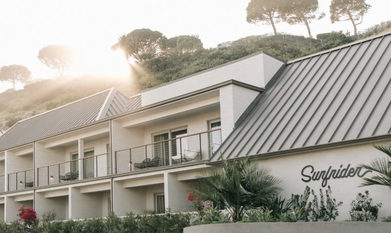 Surfrider hotel