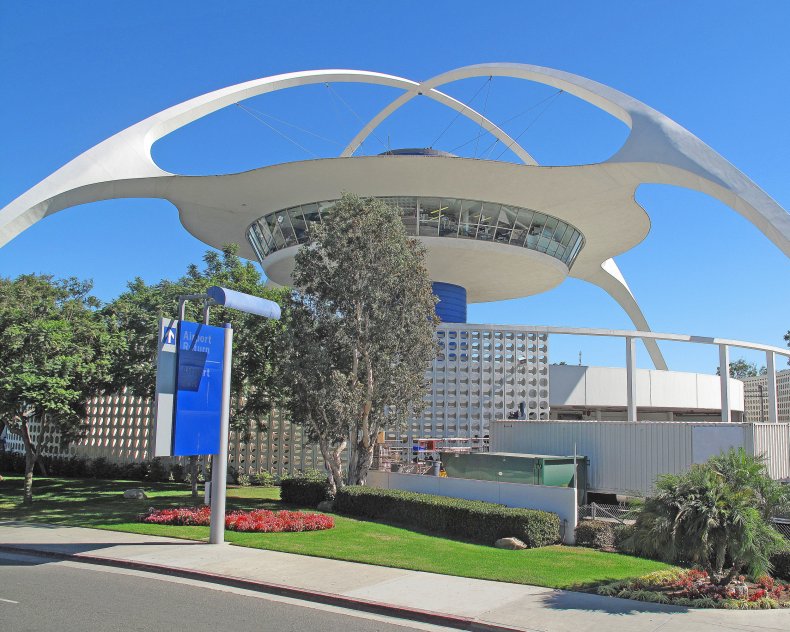 Theme building