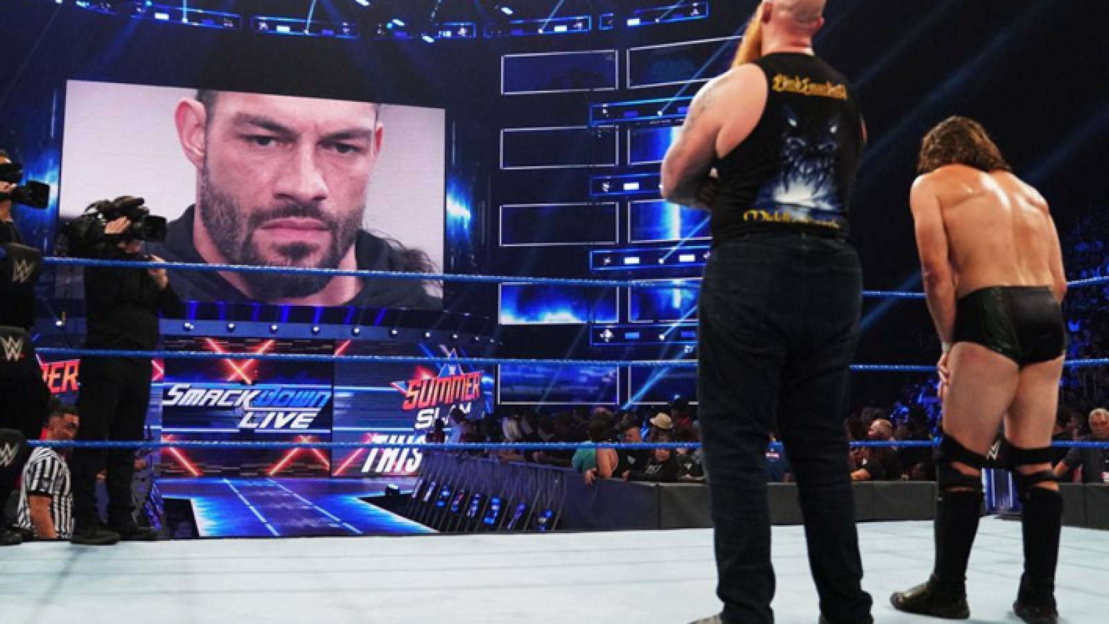 Wwe Smackdown Live Results Roman Reigns Looks For Answers Wwe Smackdown Live Results Roman Reigns Looks For Answers
