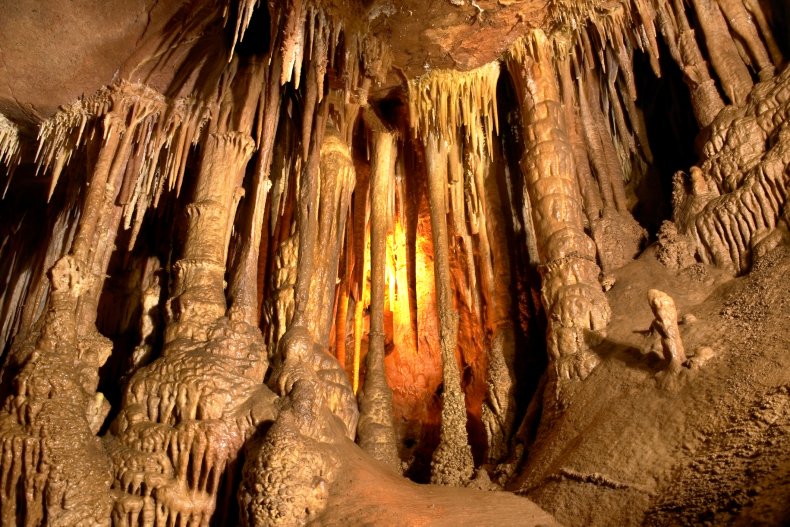 mammoth caves