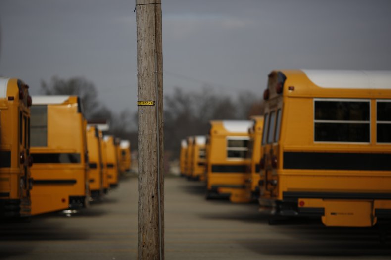kitty litter emergency go school shooting colorado