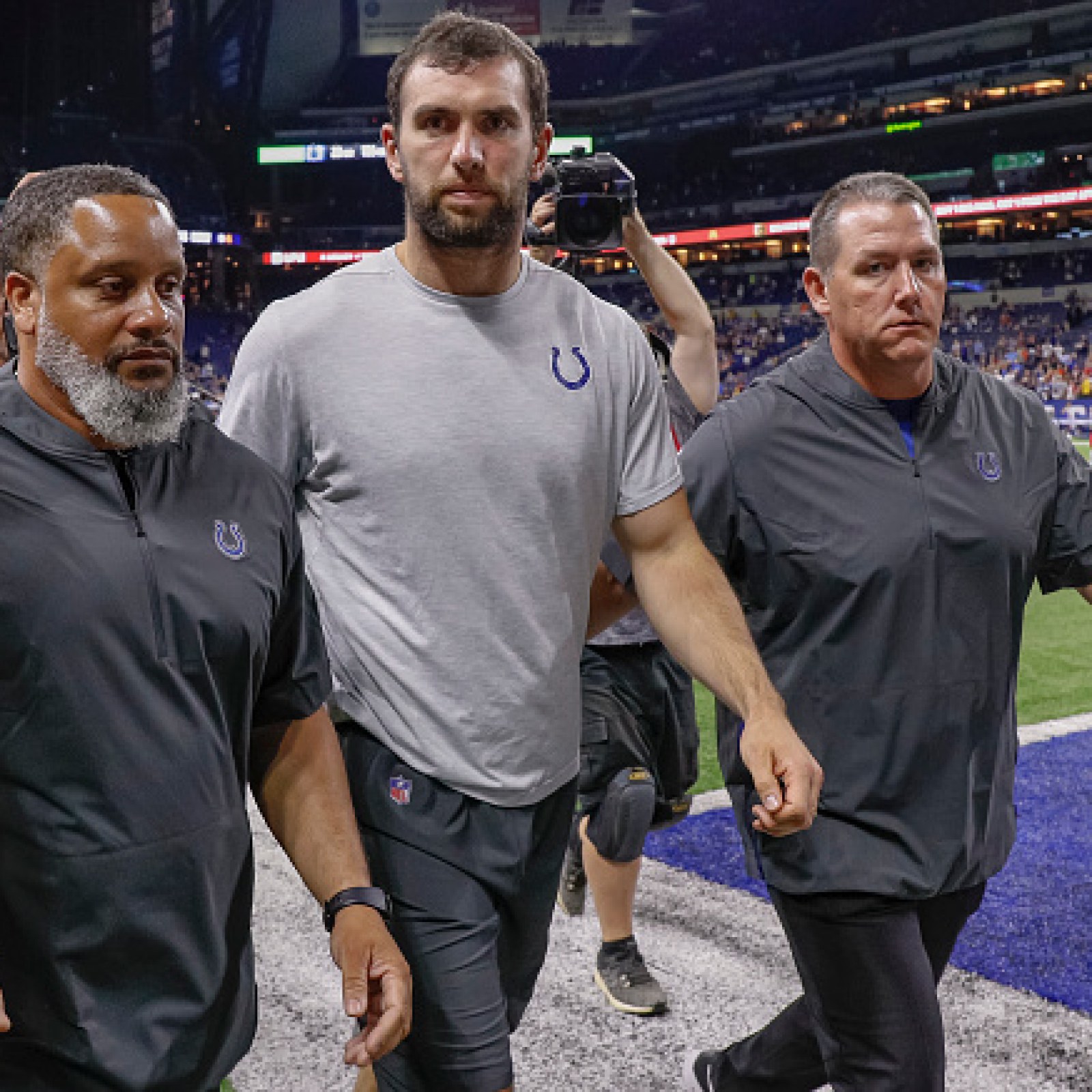 Andrew Luck Stanford: 10 Reasons Why QB Shouldn't Declare for NFL