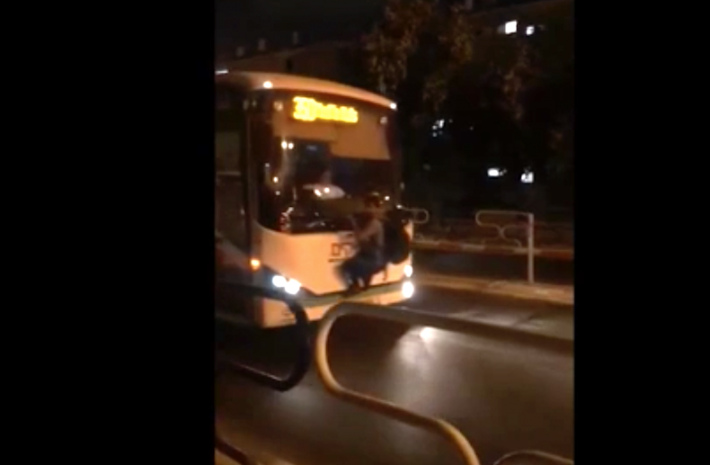 bus israel