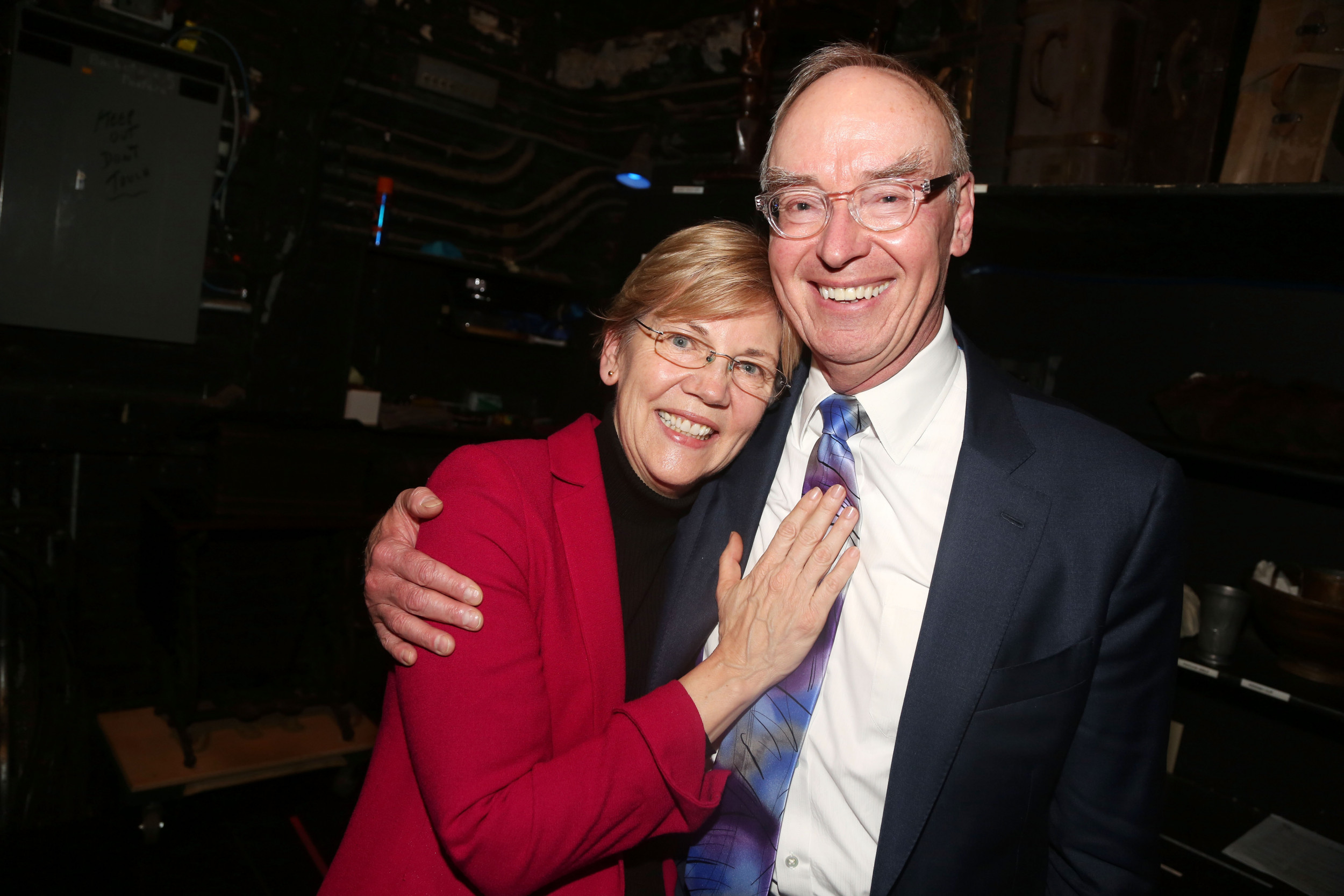 Who is Elizabeth Warren's Husband? Bruce Mann is Democratic Candidate's