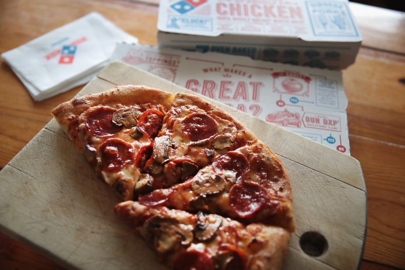domino's app box