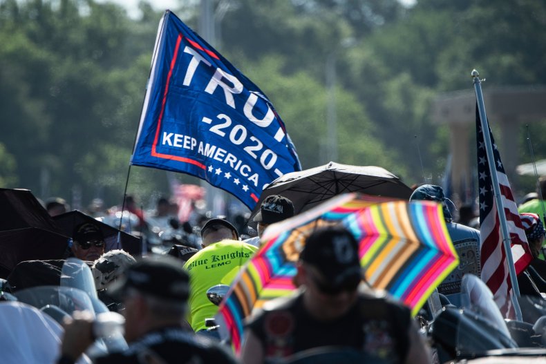 Trump 2020 campaign flag banner cheerleaders school