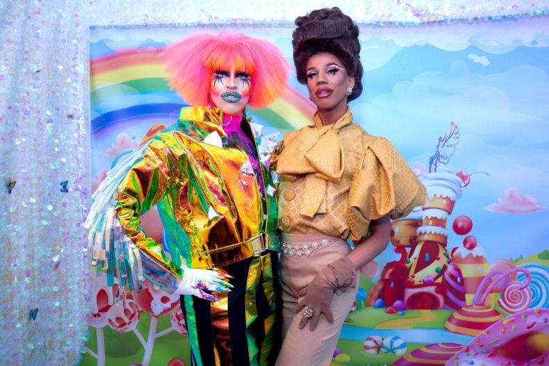 Simon Doonan’s ‘Drag: The Complete Story’ Is the Essential Companion to ‘RuPaul’s Drag Race’ Simon Doonan’s ‘Drag: The Complete Story’ Is the Essential Companion to ‘RuPaul’s Drag Race’