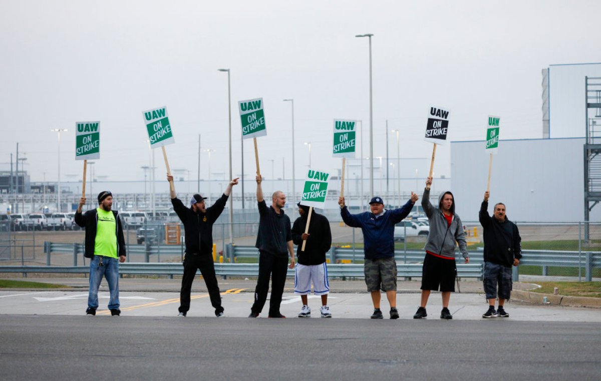 GM Strike Auto Workers Economic Impact