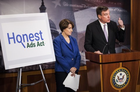 PER_MarkWarner_02_863115548