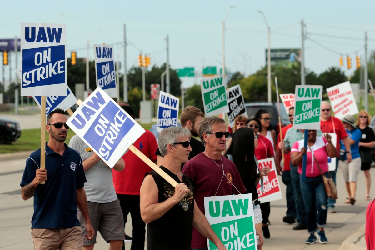 UAW workers GM strike