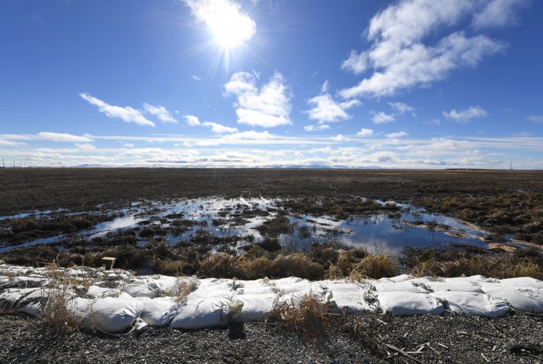 US-ALASKA-ENVIRONMENT-CLIMATE-EROSION