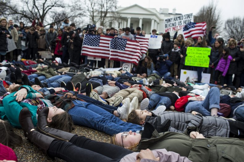 students protest gun violence