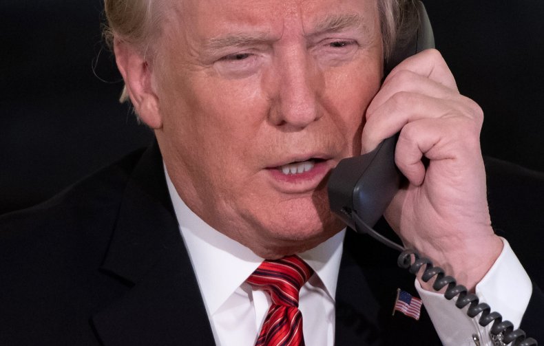 DOnald Trump, phone, calls, Putin, leaders