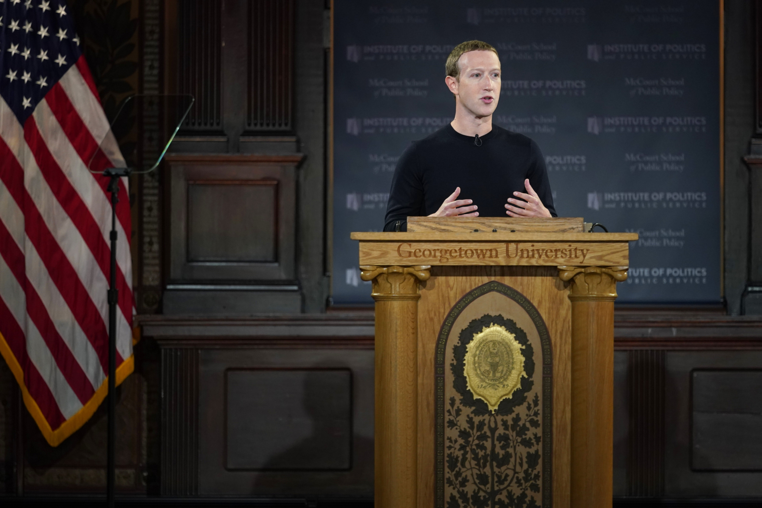 Zuckerberg Tells Fox News Facebook Wont Censor Politicians While Warren Says Facebook Could