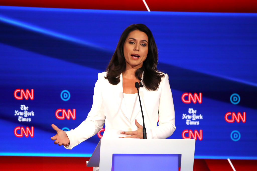 Rep. Tulsi Gabbard Has Harsh Words for Hillary Clinton: 'You, the Queen ...