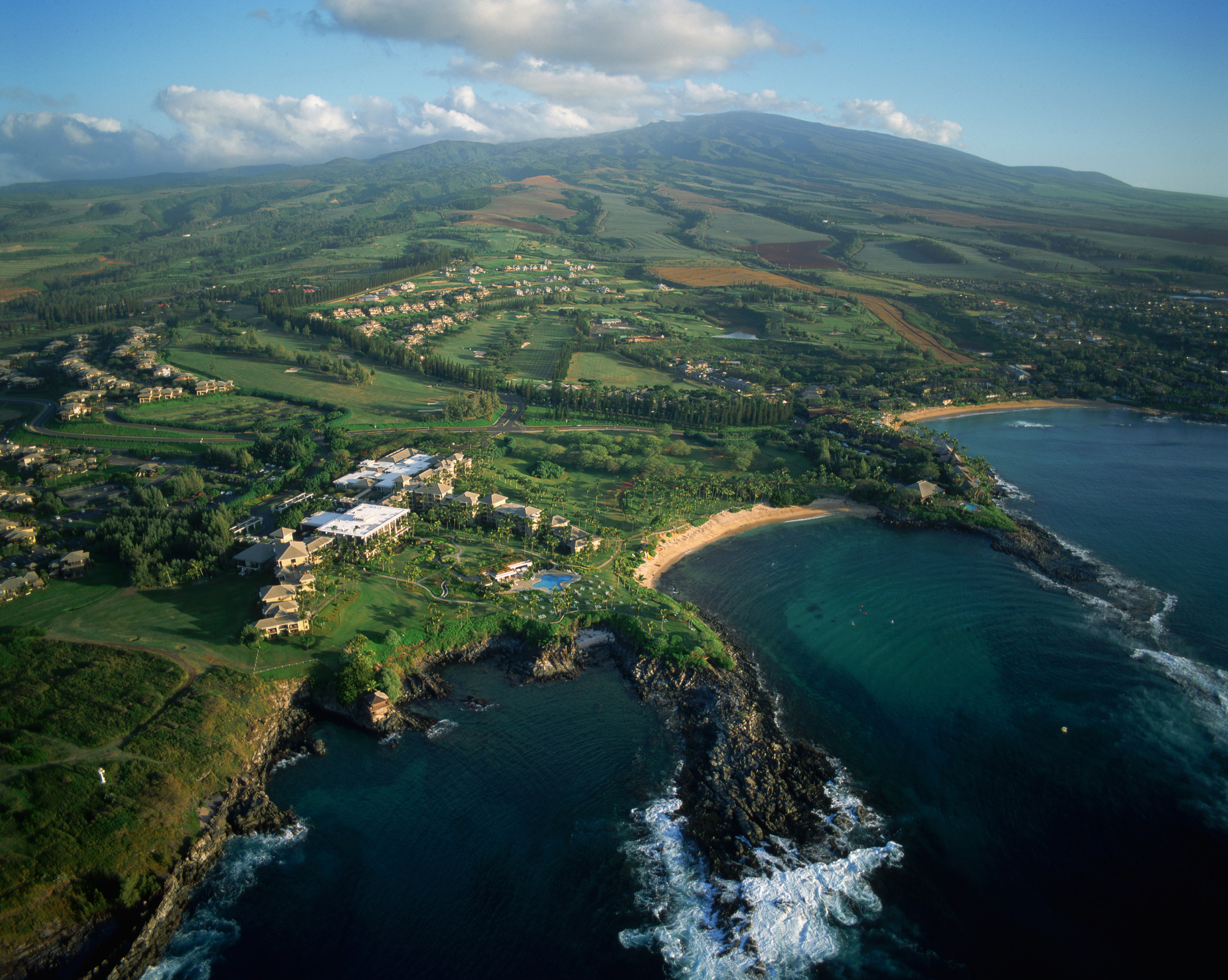 Maui Brush Fire Update Kapalua Airport, Homes Evacuated as Blaze