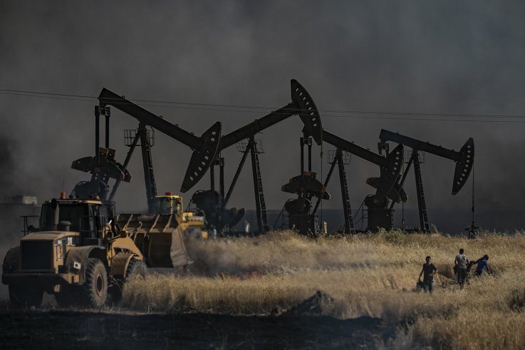 champs de pétrole syria kurds war isis