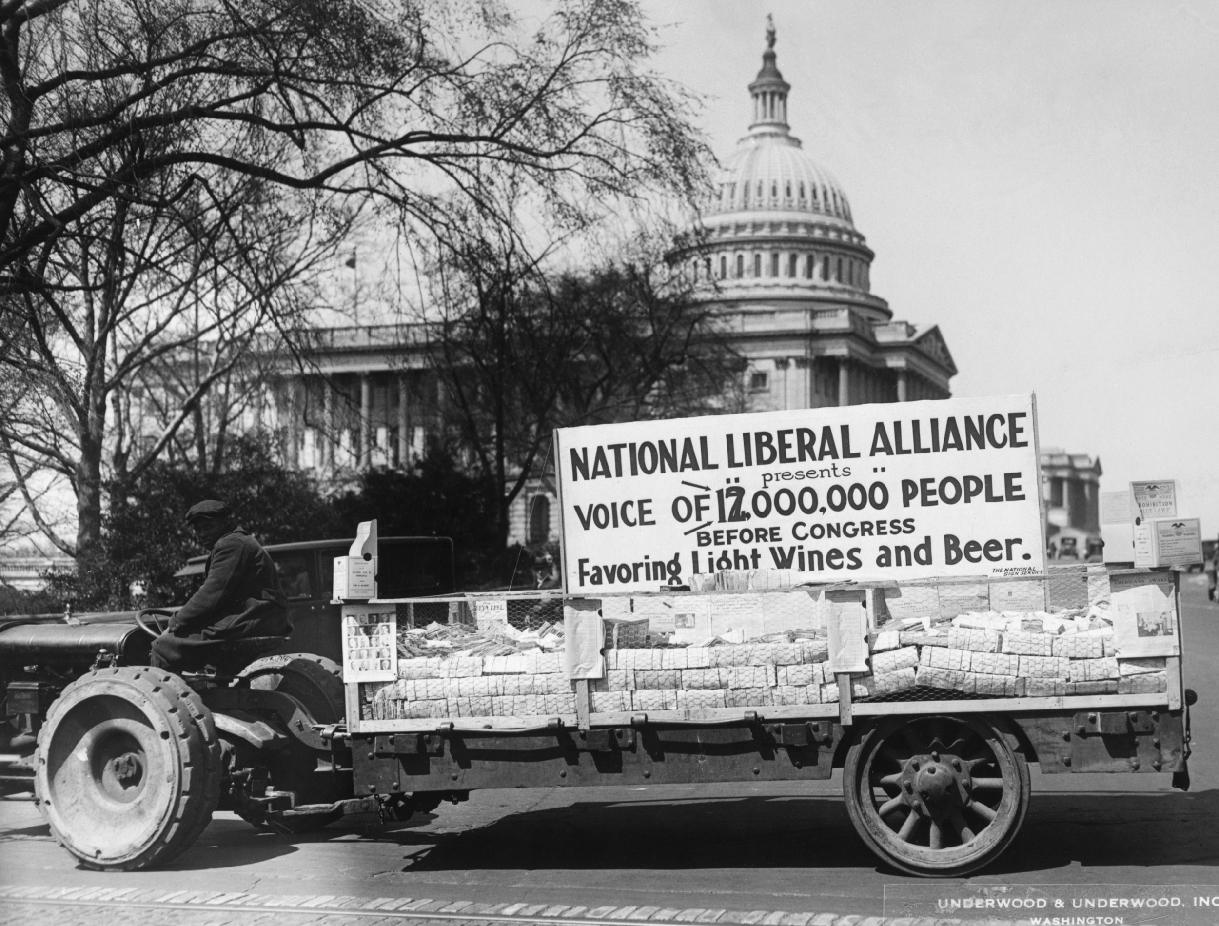 Prohibition 100th Anniversary Facts And Timeline Of Americas Ban On Alcohol Newsweek 1245