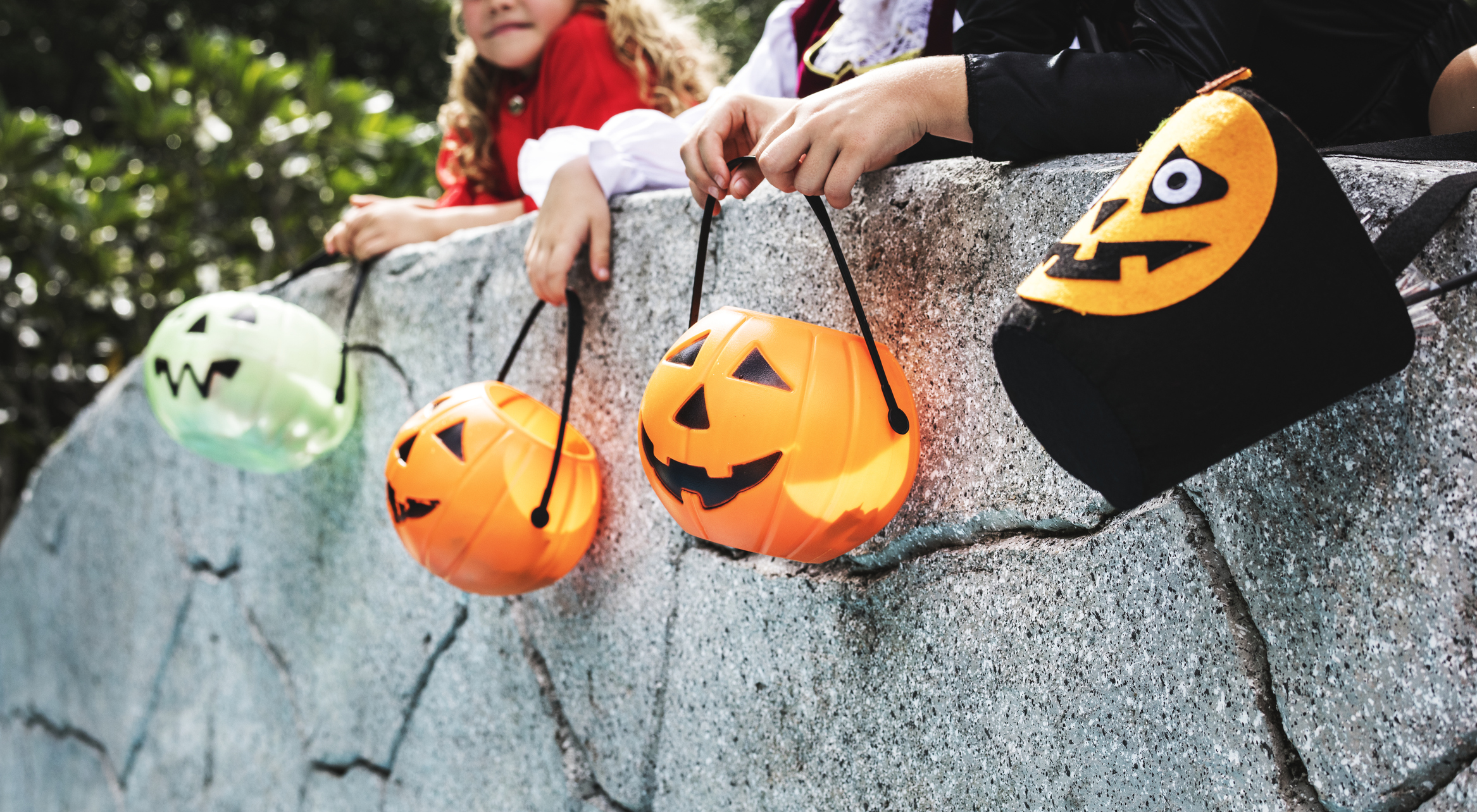 Watch The Viral Video Of A Small Boy Filling An Empty Trick-or-Treat ...