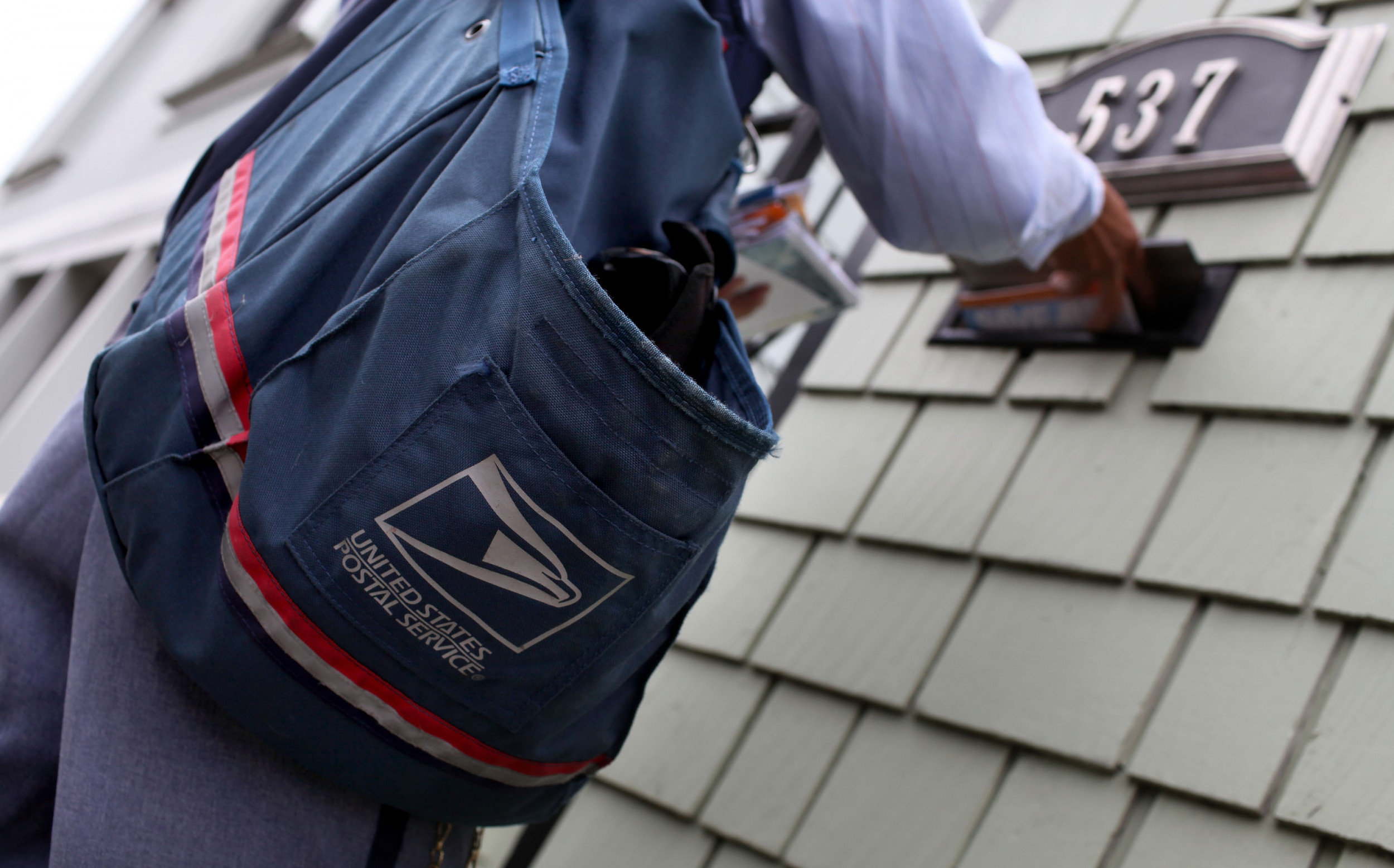 Is There Mail on Memorial Day? USPS, UPS, FedEx, Post Offices