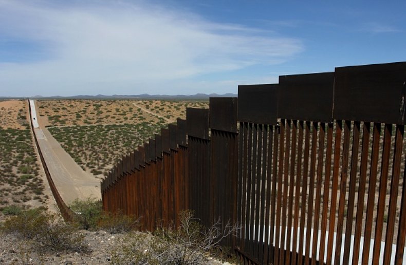 trump border wall mexico chihuaha state