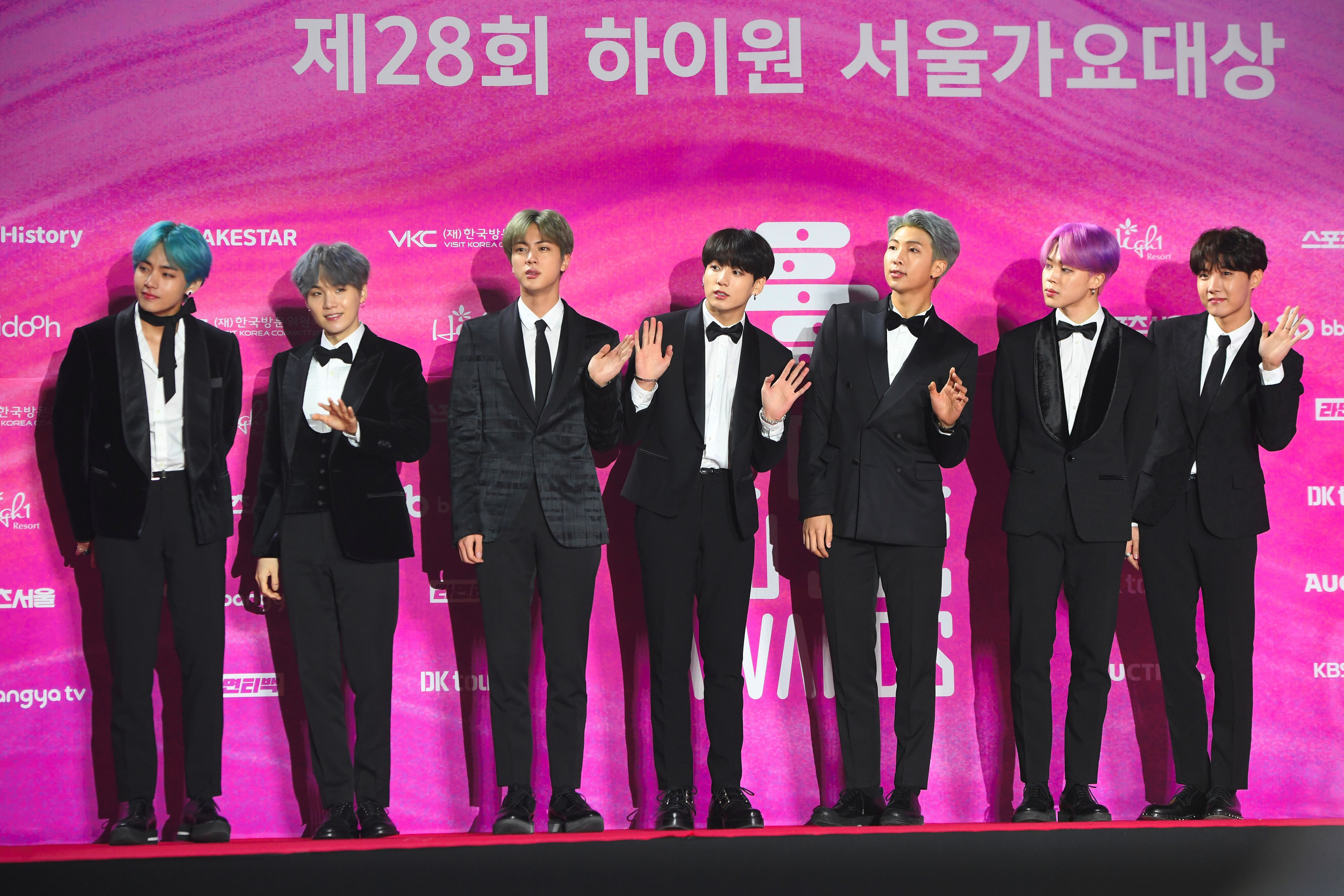 #ThePeopleChooseBTS Trends as Fans Are Outraged by BTS People's Choice