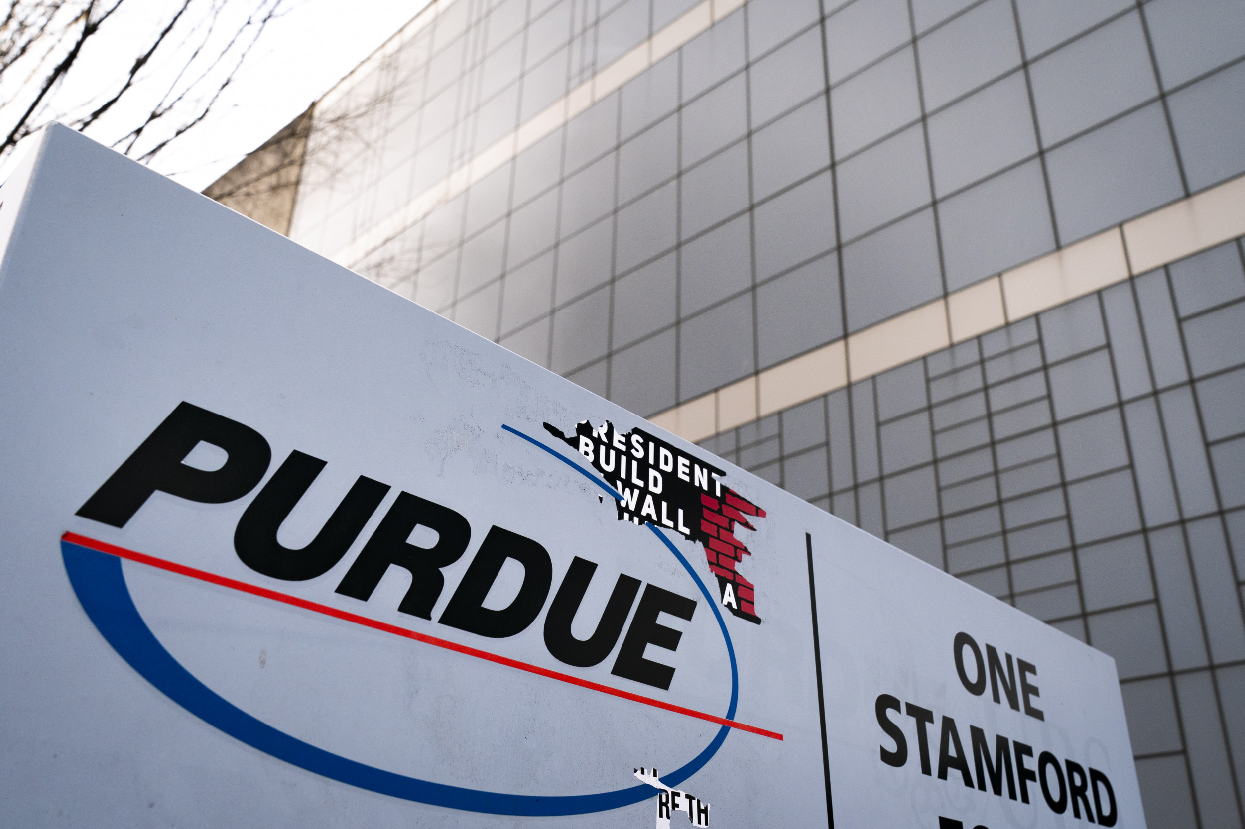 States Due to Accept Tens of Millions from Purdue Pharma—for Lawyers
