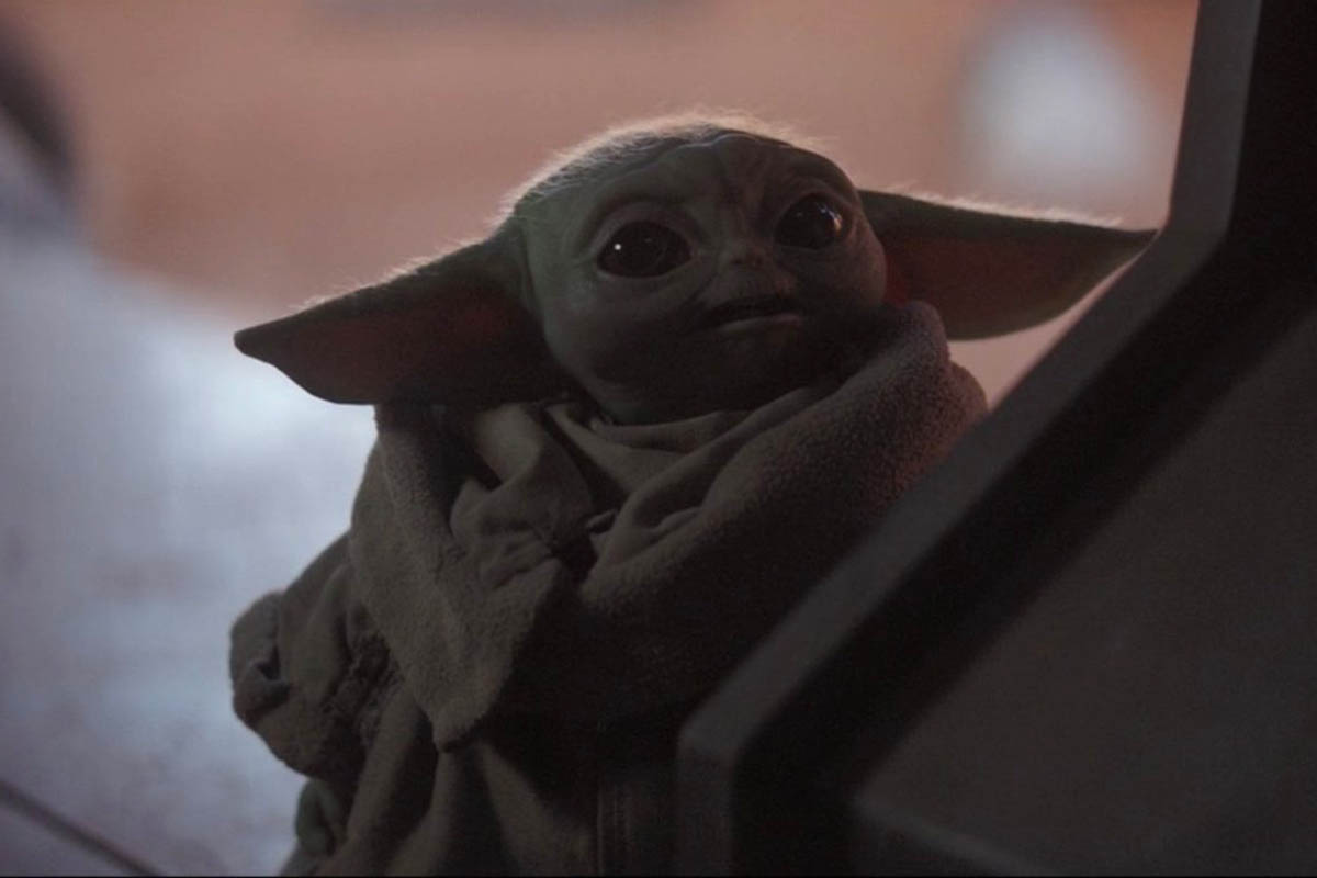 The Mandalorian On Disney Plus Fans Spot Baby Yoda Spoiler At Star Wars Galaxy S Edge