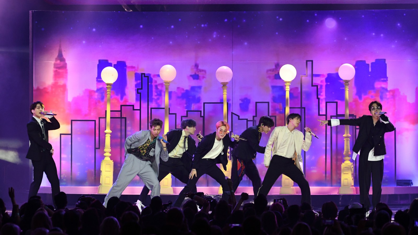 Goldeneuphoria100m Trends As Bts Song Euphoria Surpasses 100 Million Streams On Spotify