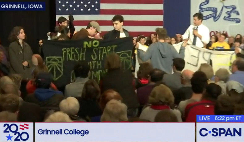 pete buttigieg liberal protesters grinnell