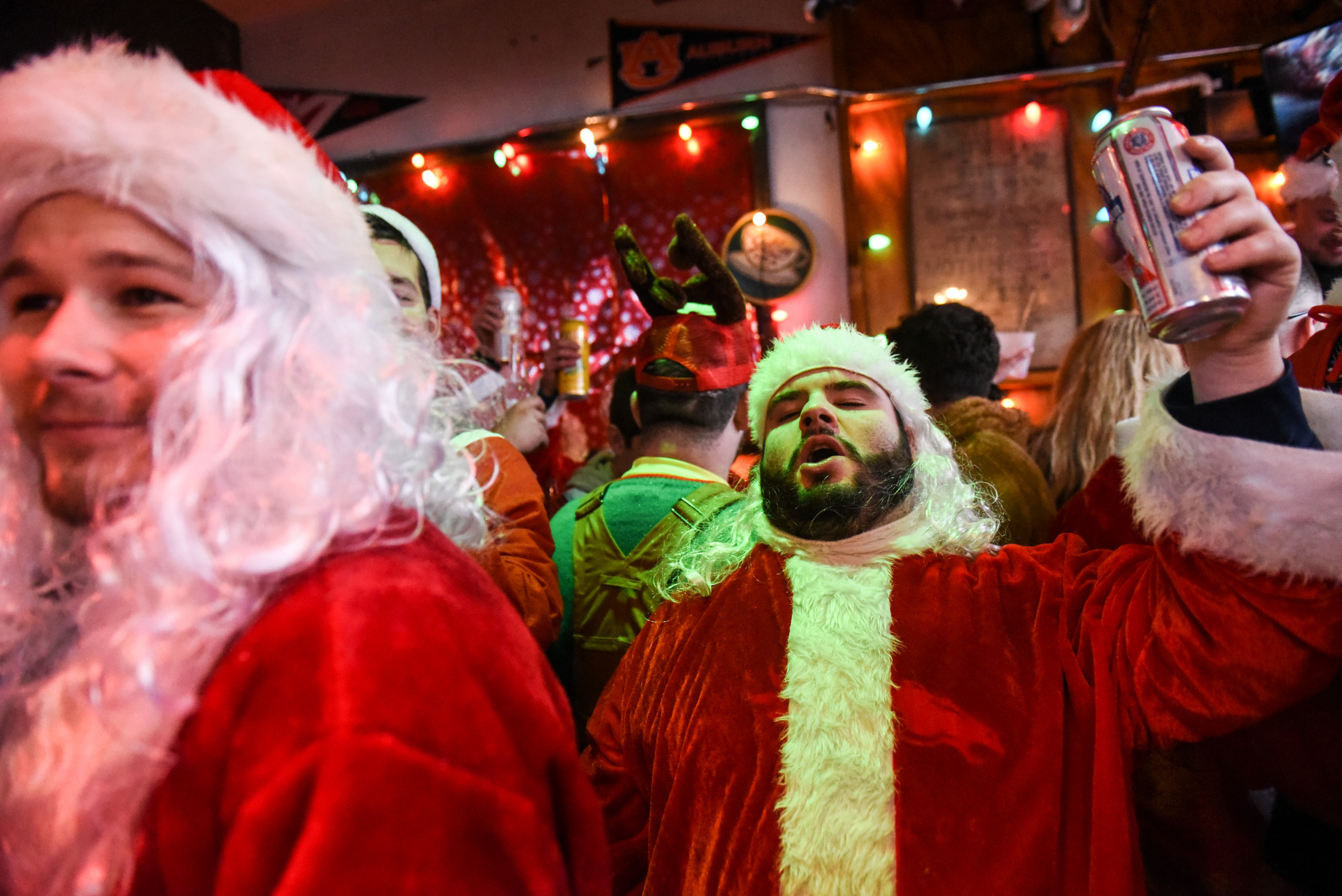 NYC SantaCon Gets Shipwrecked After Party Boats Canceled Before Weekend