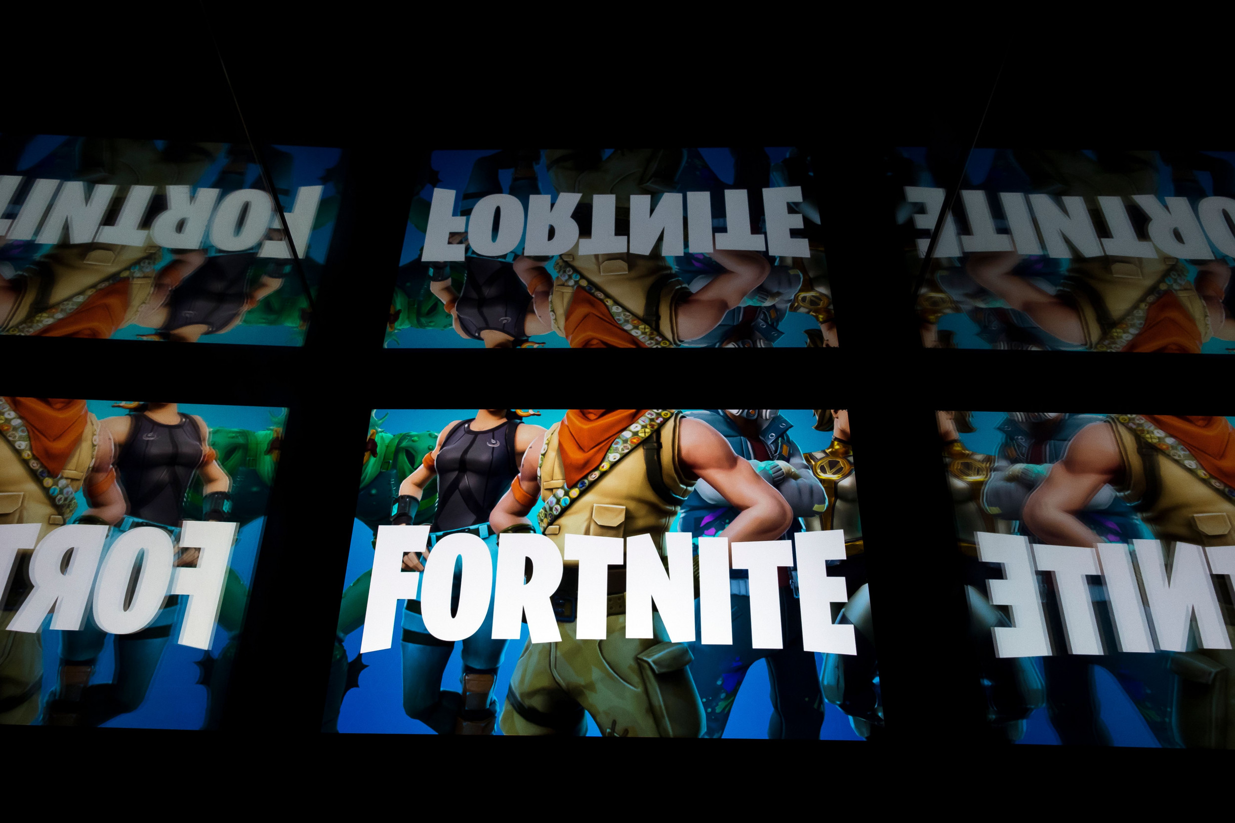 Google Play warns searchers that Fortnite is not available