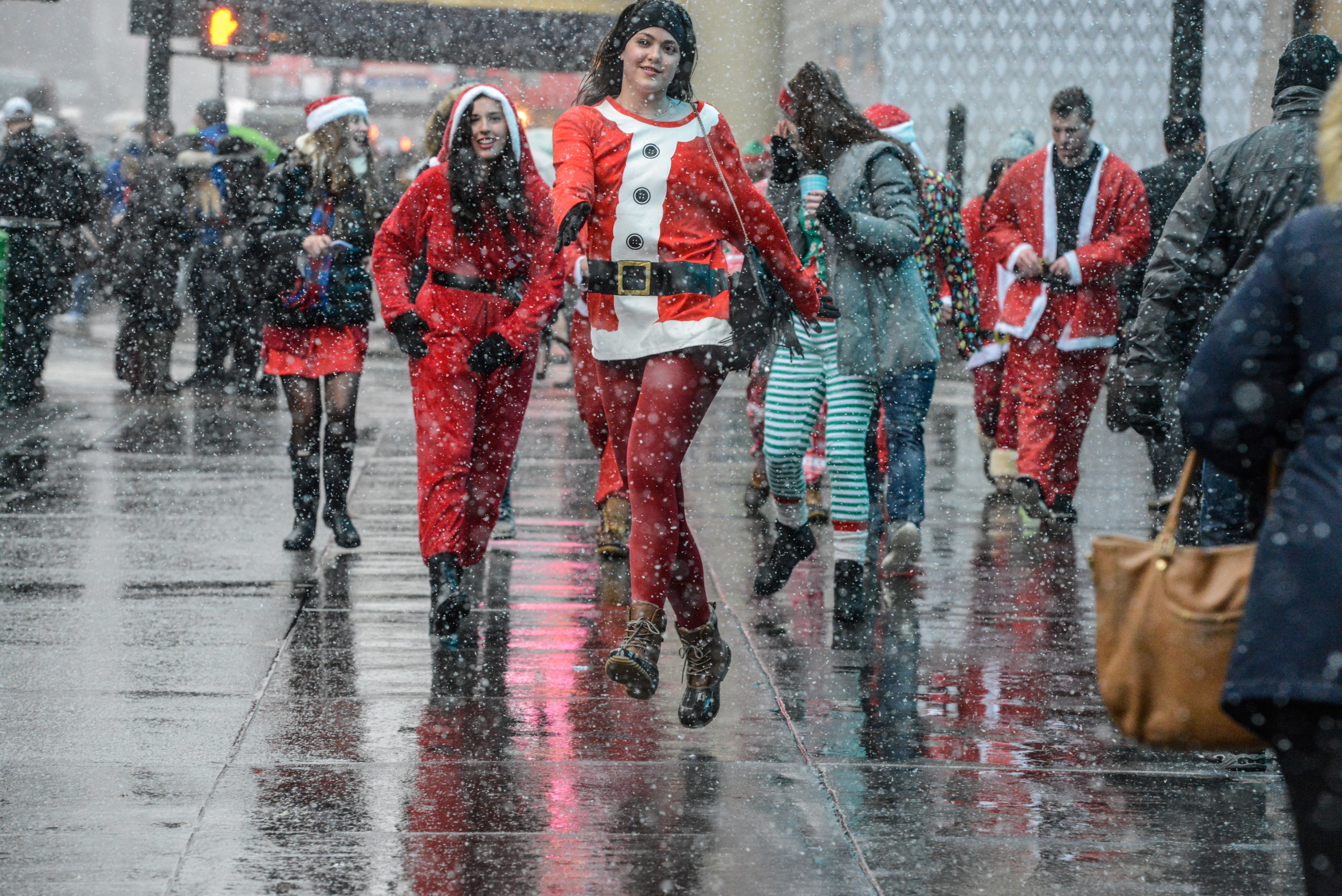 SantaCon 2019: Outrageous Photos That Will Make You Want To Lock Your