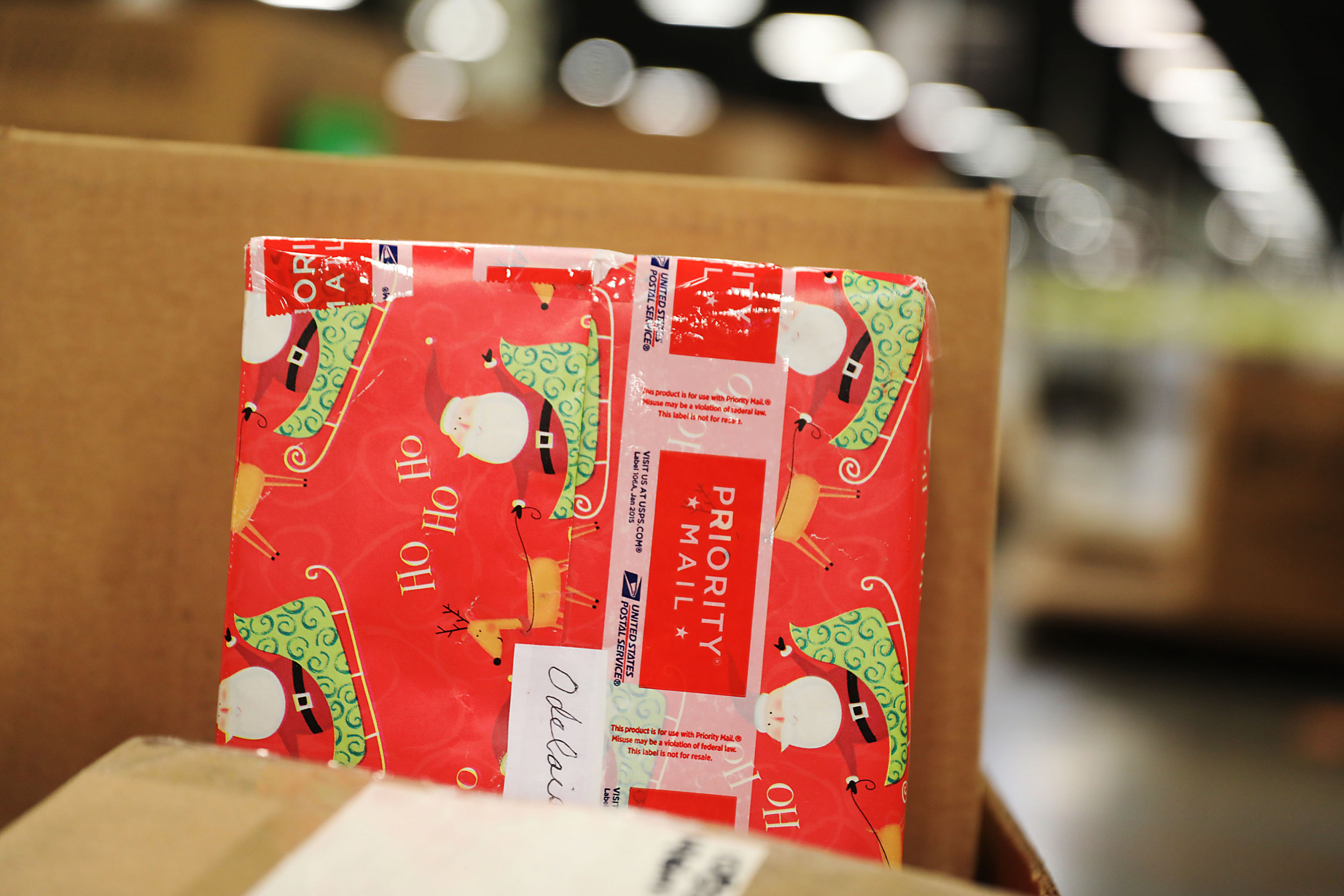 When to mail out packages to ensure they arrive by Christmas