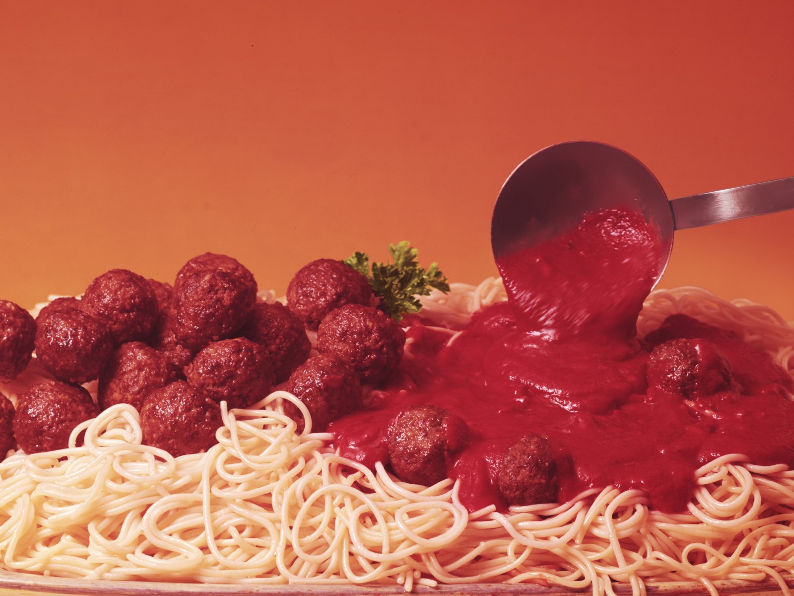 National Spaghetti Day 2020 Deals And Discounts At Olive Garden Carino S Buca Di Beppo And More