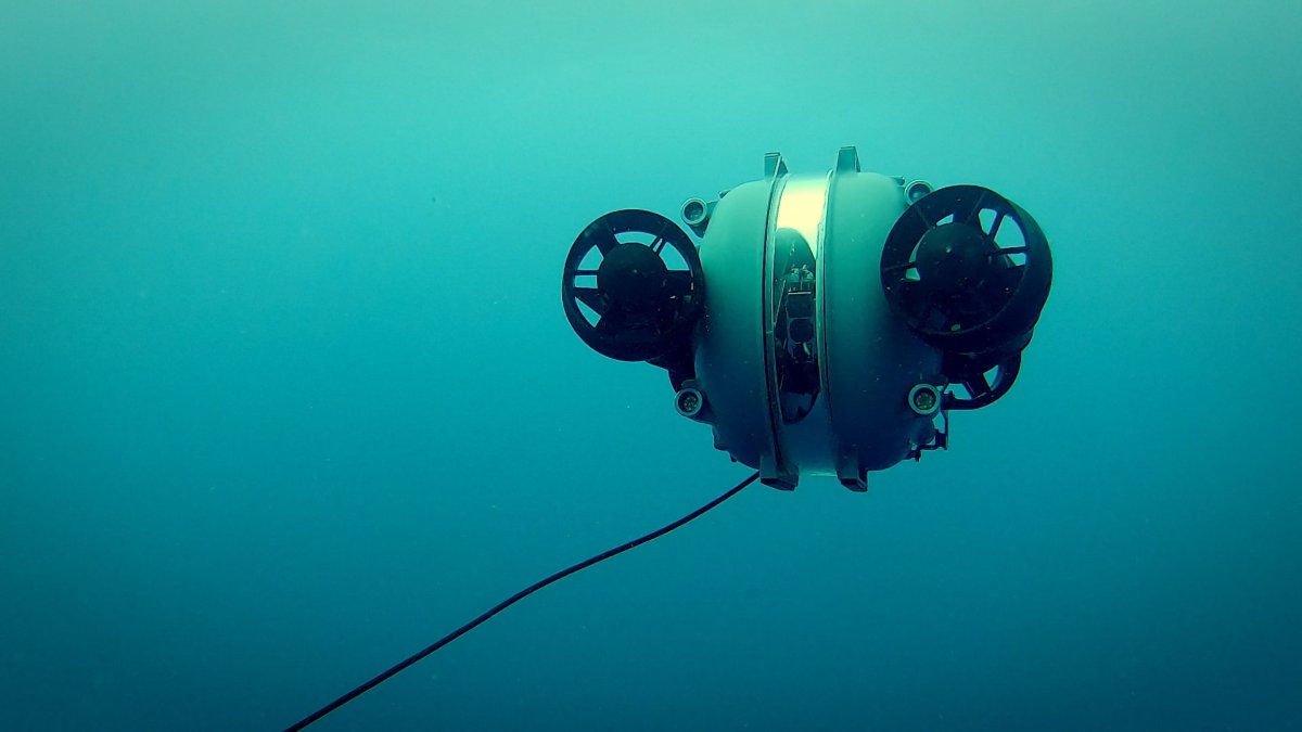 underwater autonomous vehicle