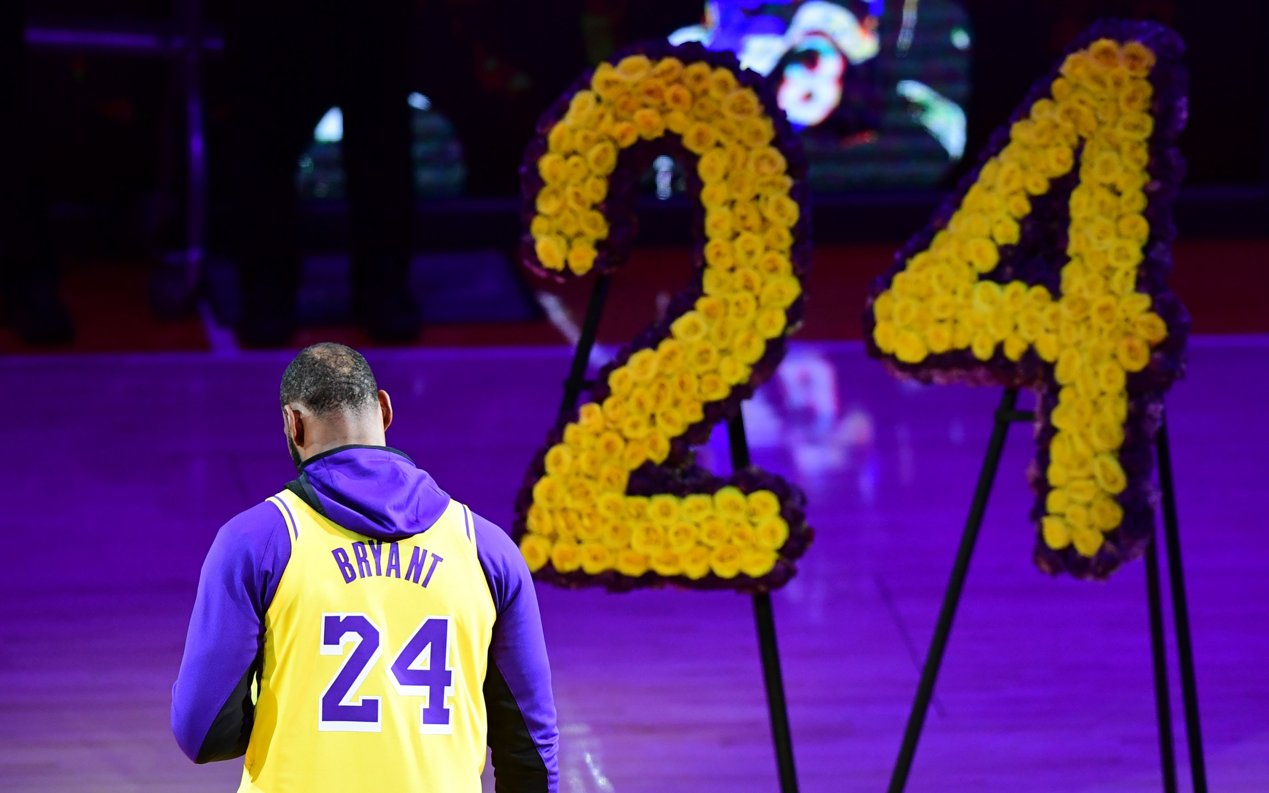 what's kobe bryant jersey number