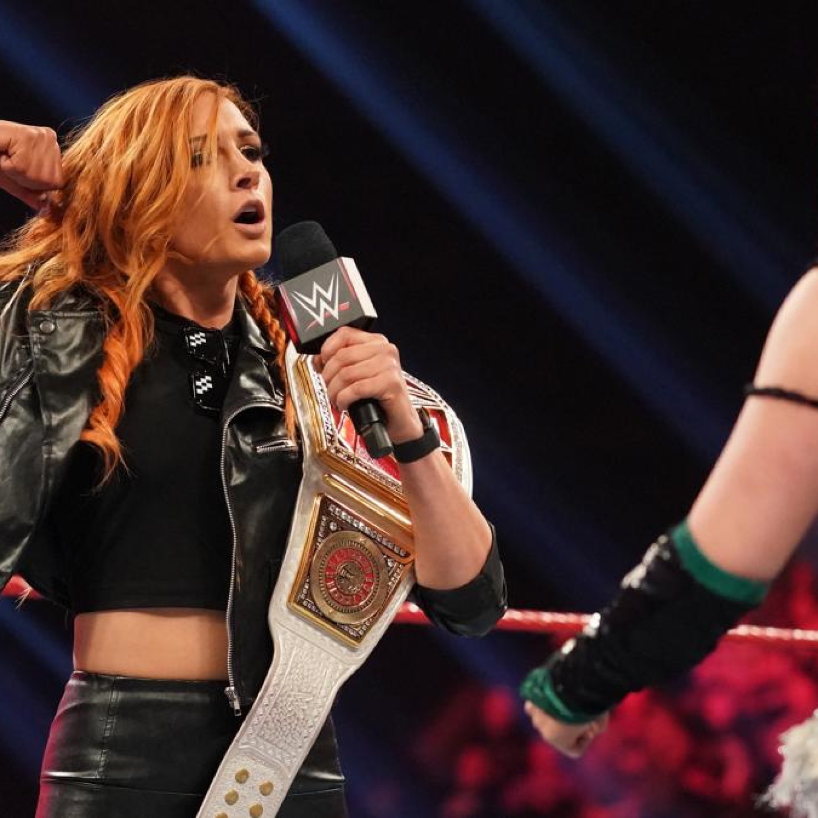 Becky Lynch Not Attending WWE Raw; Goes Drew McIntyre/Twitter Route