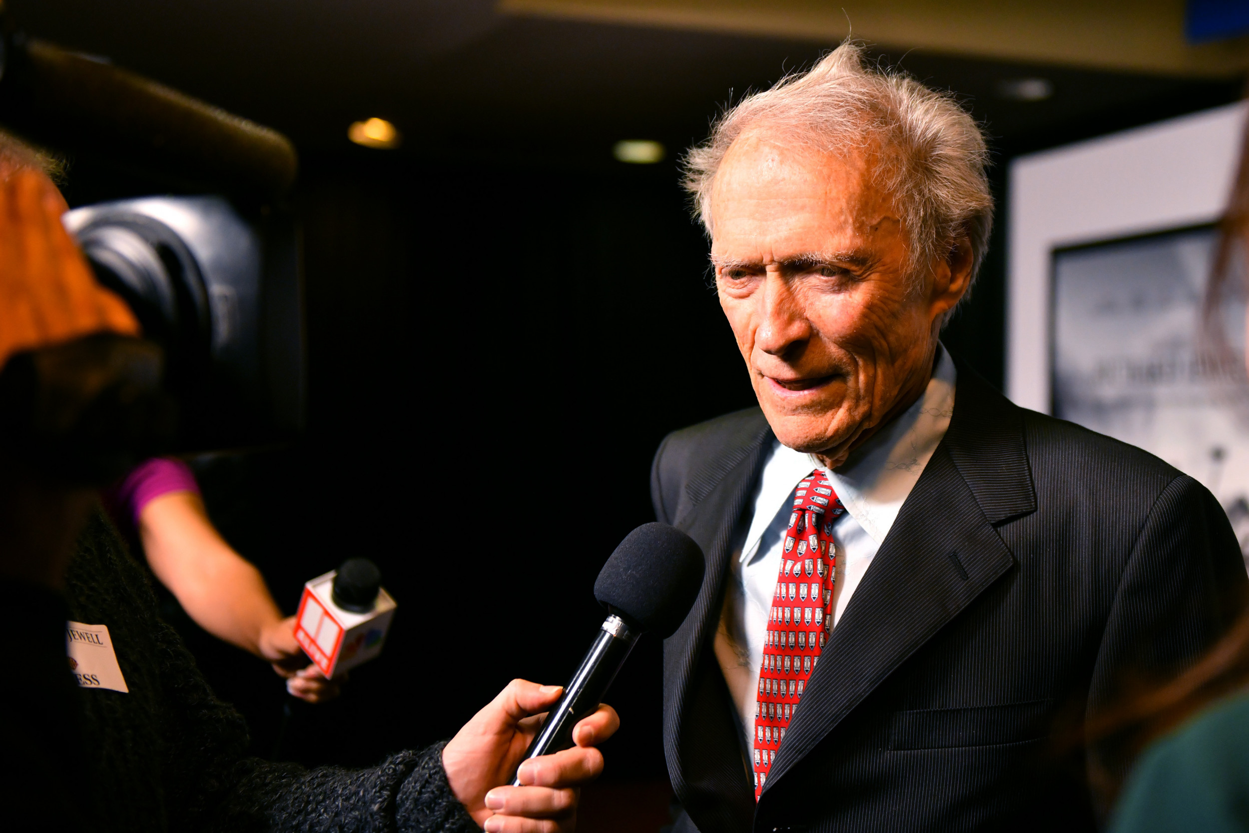 Clint eastwood bloomberg 2025 hoax