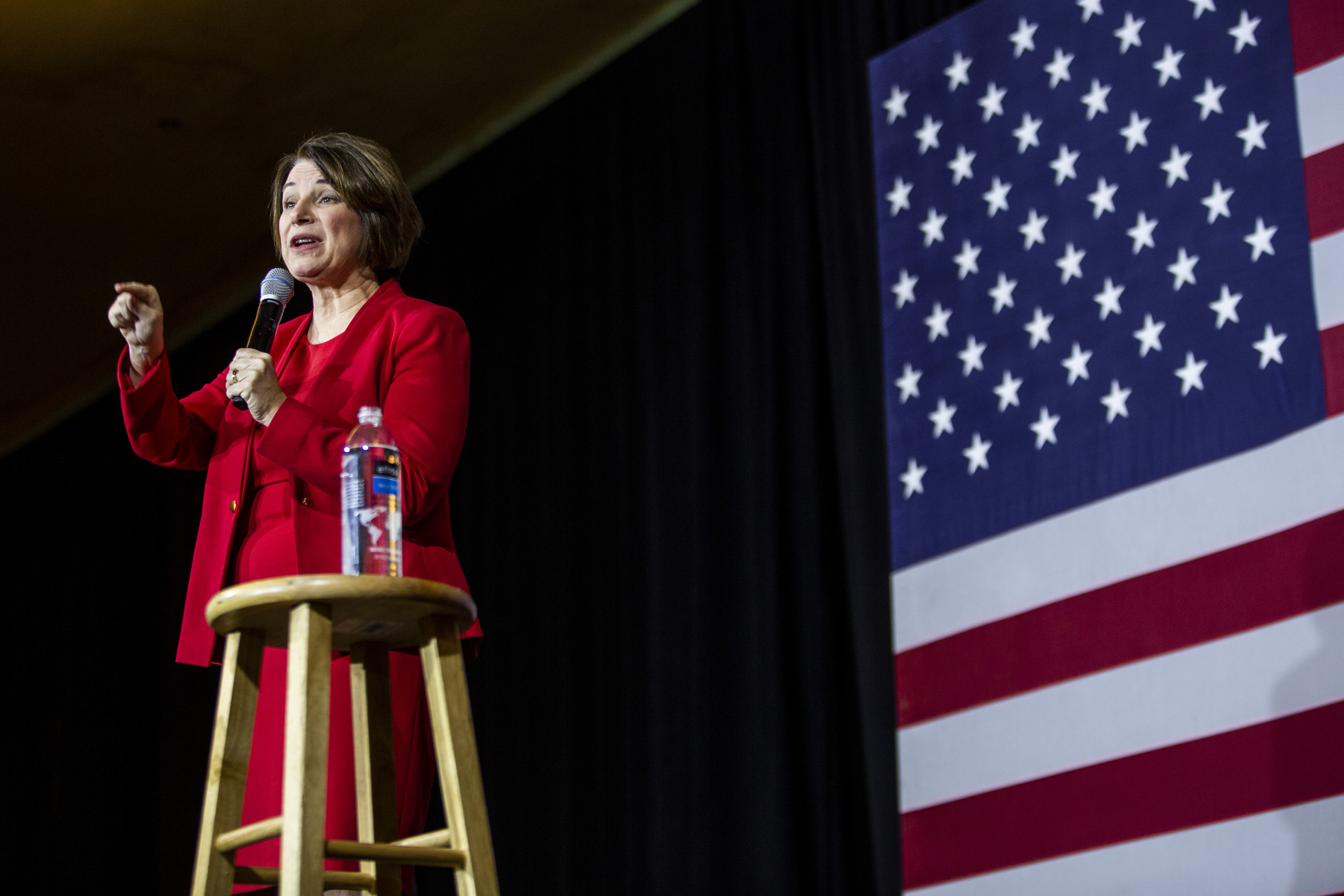 Klobuchar Endorses Biden: 'Cannot Think Of A Better Way To End My ...