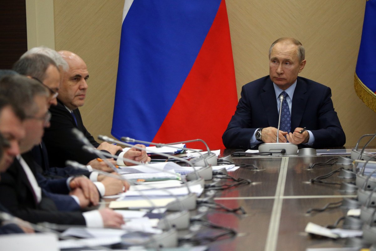 Putin at meeting with ministers