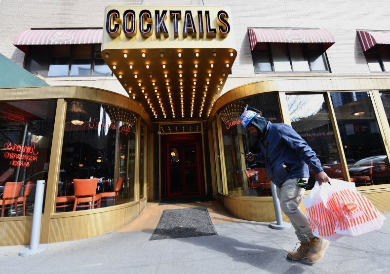 coronavirus new york alcohol take out restaurants