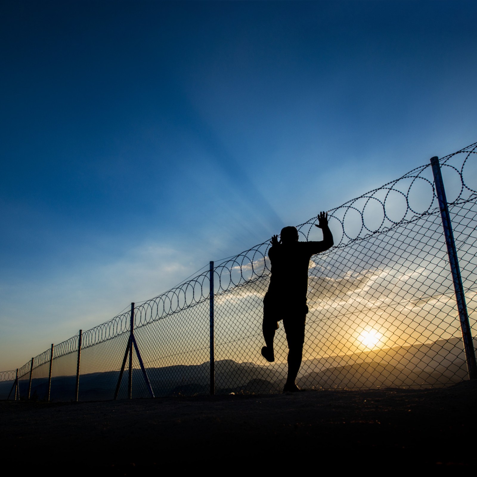 Hundreds of Brazilian Prisoners Escape After Prison Riot Over