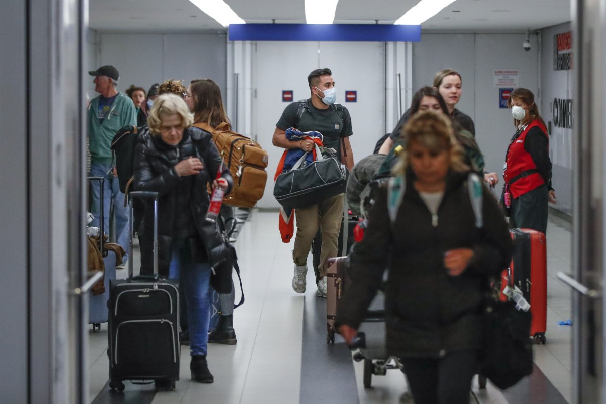 O'Hare, airport, coronavirus, travelers, airlines, TSA, emergency