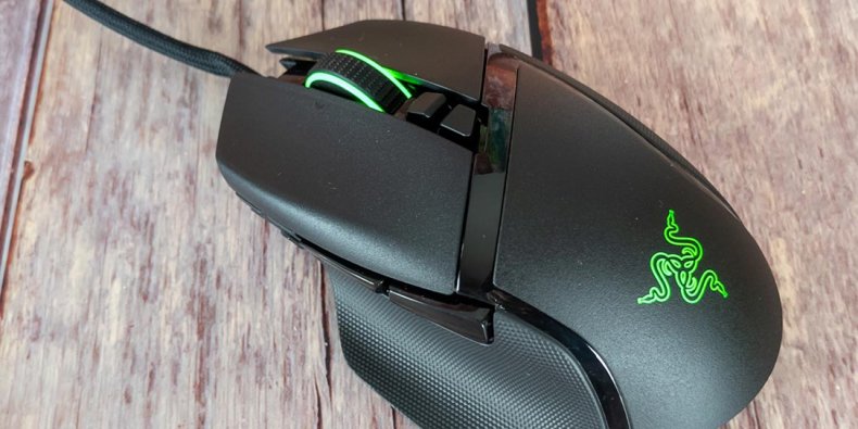 Razer Basilisk V2 Razer Basilisk V2