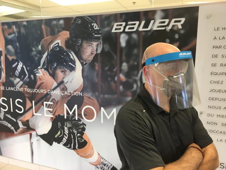 Hockey Manufacturer Bauer to Produce Visors