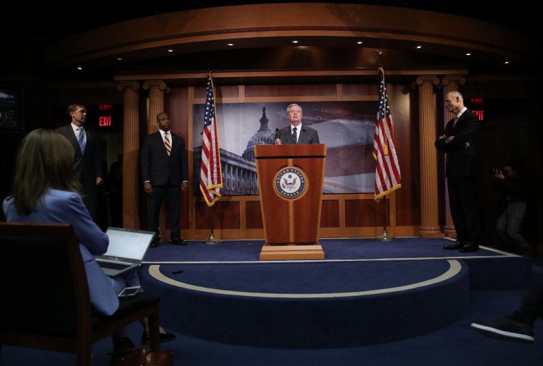 coronavirus stimulus hits snap, Republicans threaten oppose