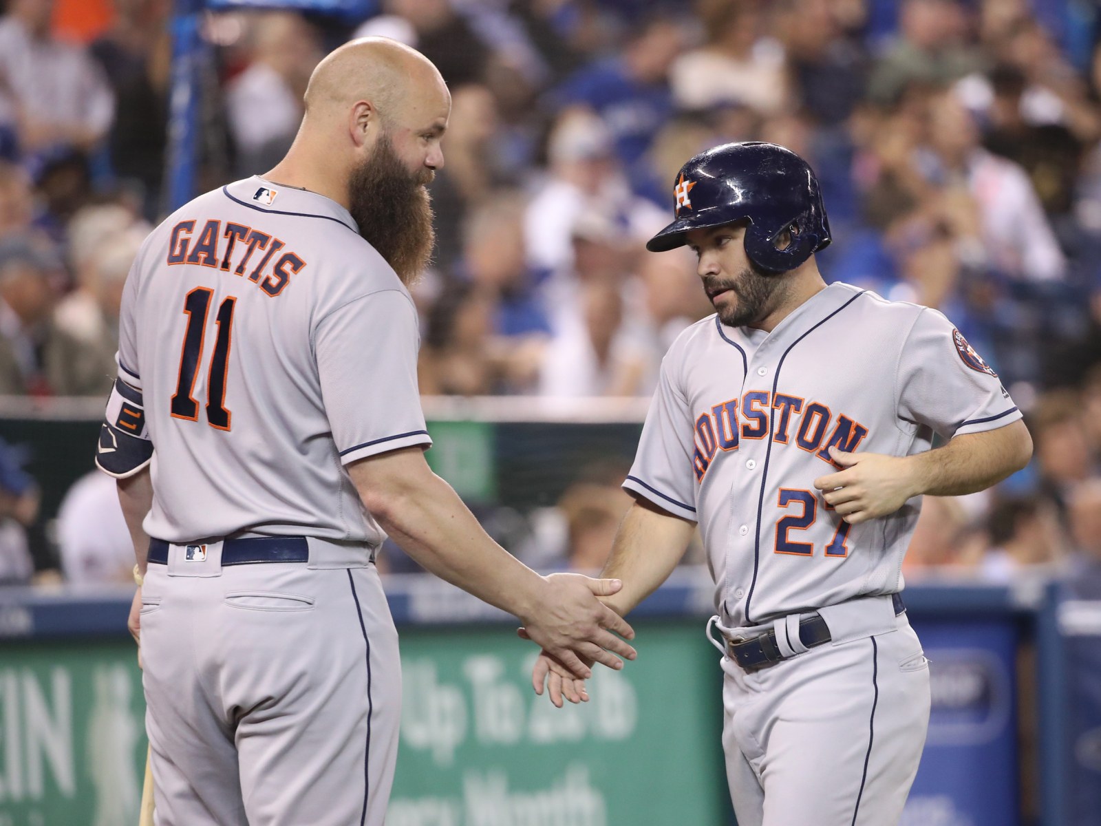 Evan Gattis on Astros sign stealing, cheating: 'People feel duped' - Sports  Illustrated