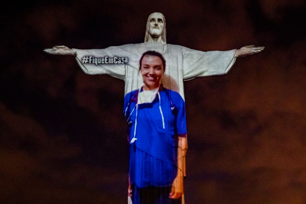 Christ the Redeemer Statue Lit up to Look Like a Doctor to Honor ...