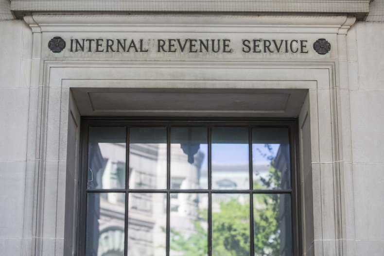 IRS stimulus checks delayed payment Trump